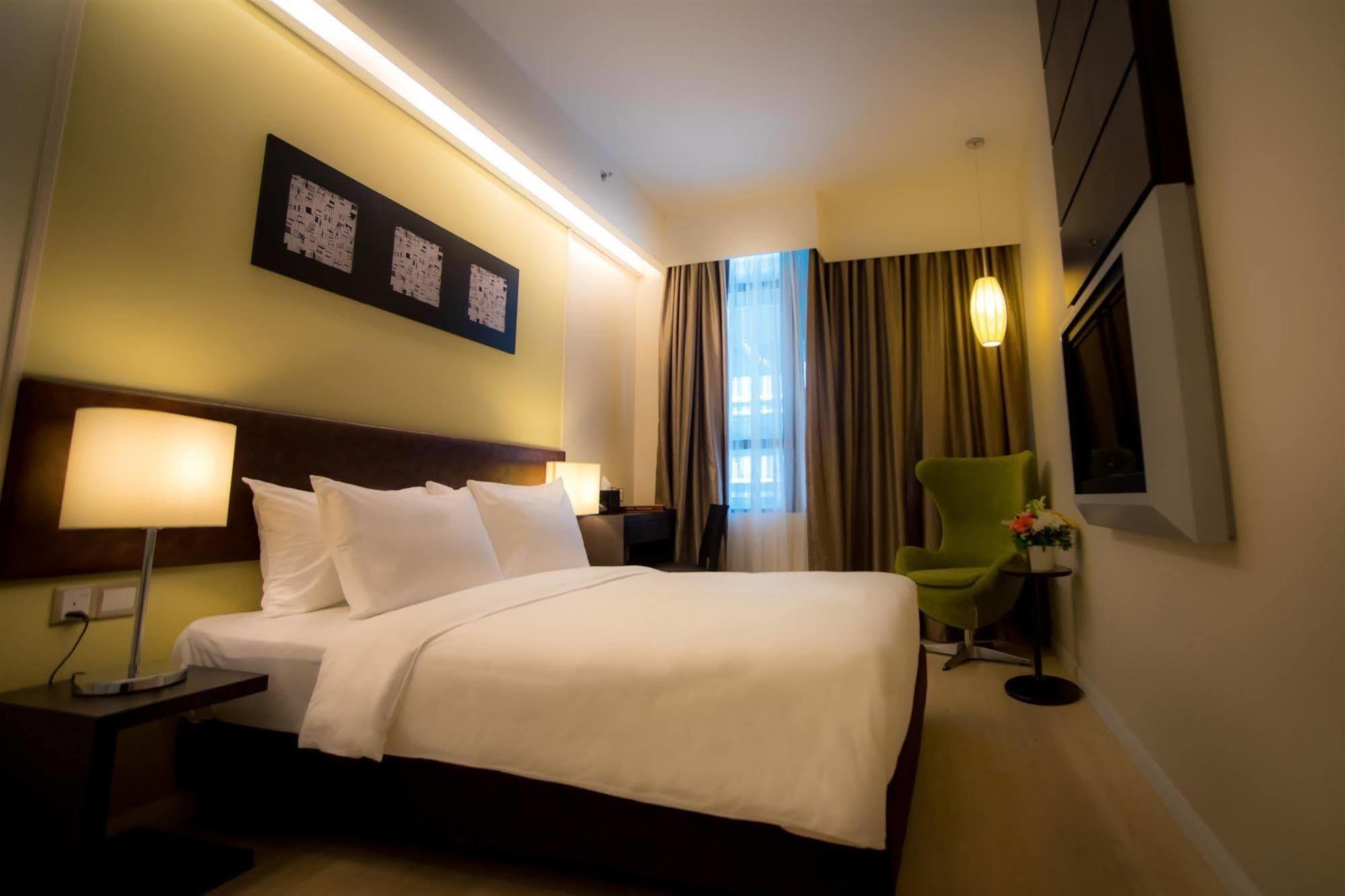 Hotel Centrestage Petaling Jaya Ngoại thất bức ảnh